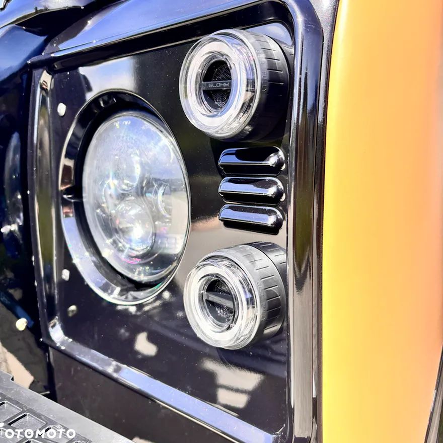 Land Rover Defender 2.4 TD4 SE - 20