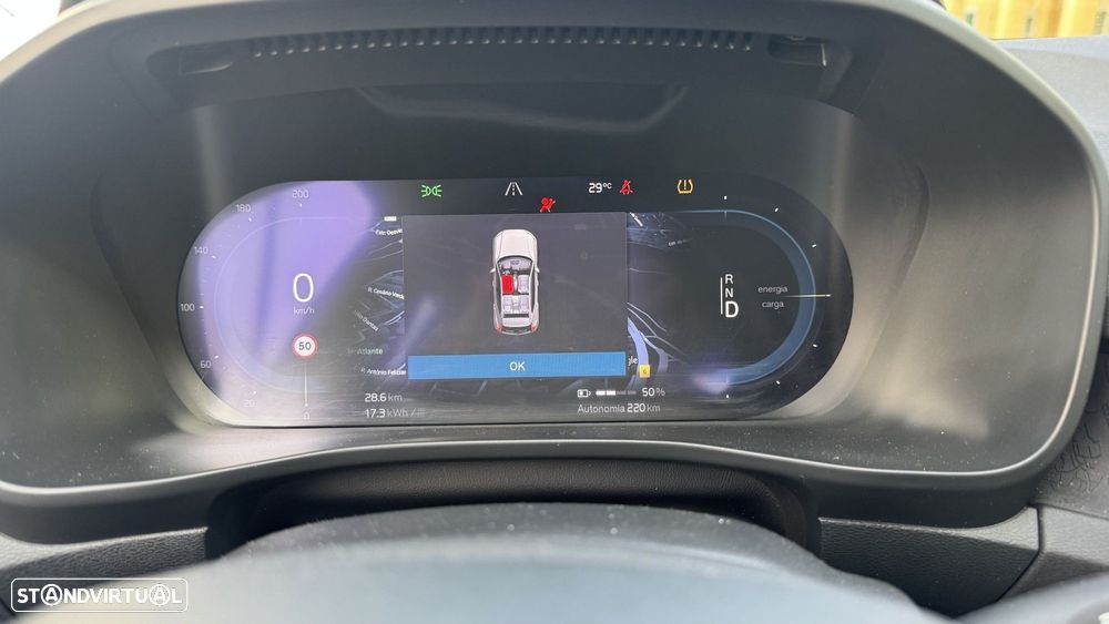 Volvo XC 40 Recharge Plus - 11