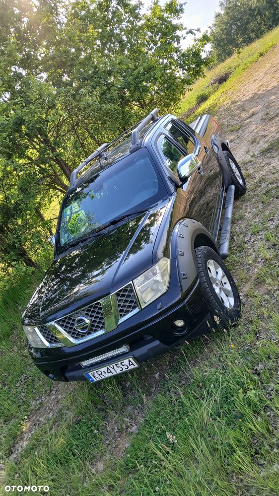 Nissan Navara 2.5 D Platinum - 30