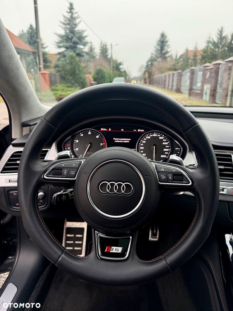 Audi S8 4.0 TFSI Quattro - 11