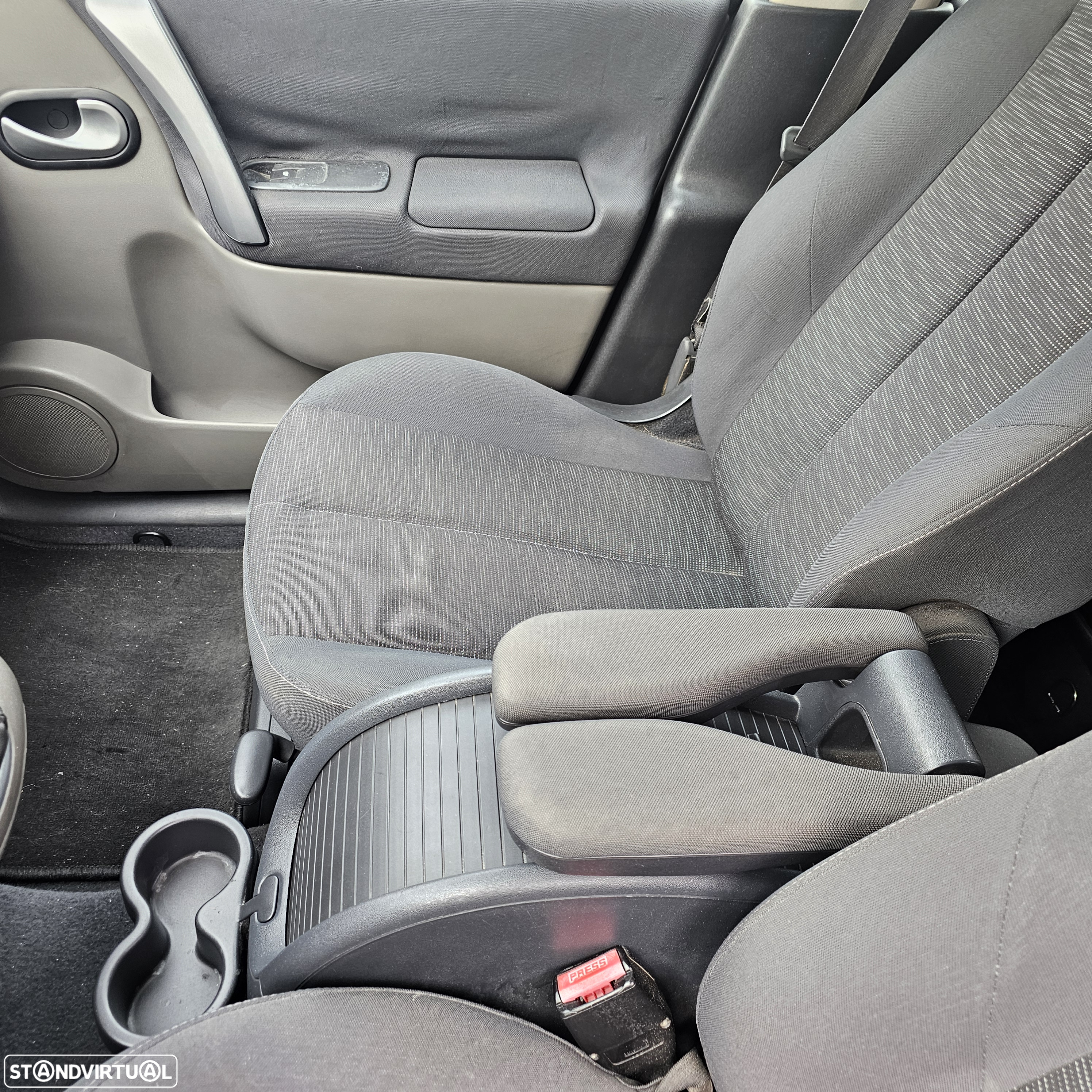Renault Grand Scénic 1.5 dCi Dynamique S 7L. - 36