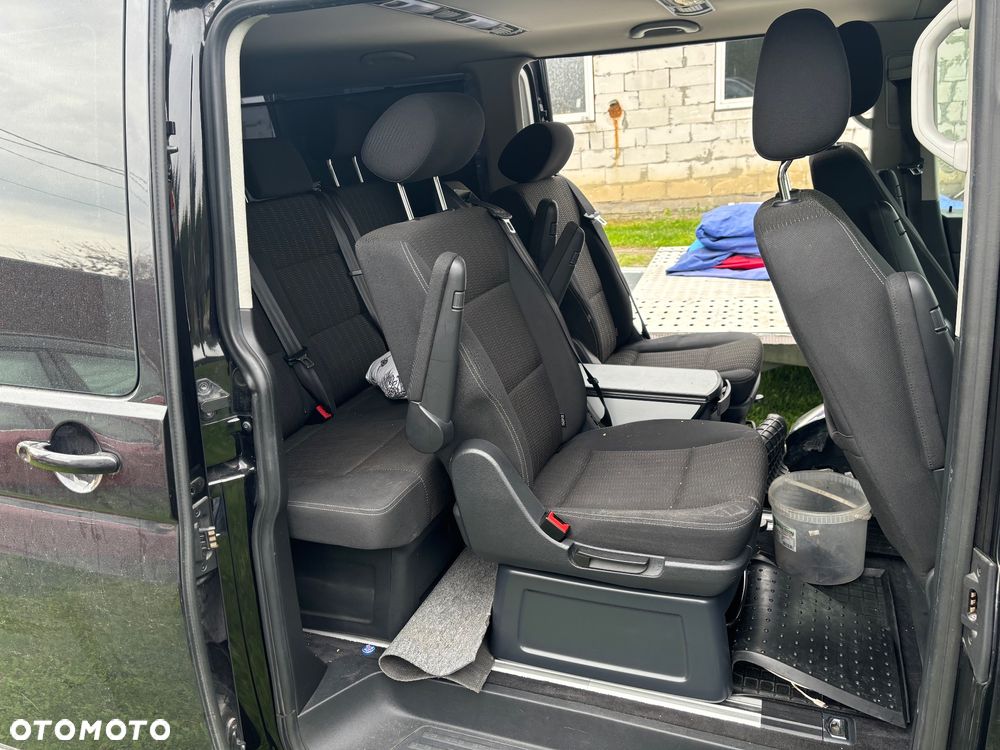 Volkswagen Multivan - 7