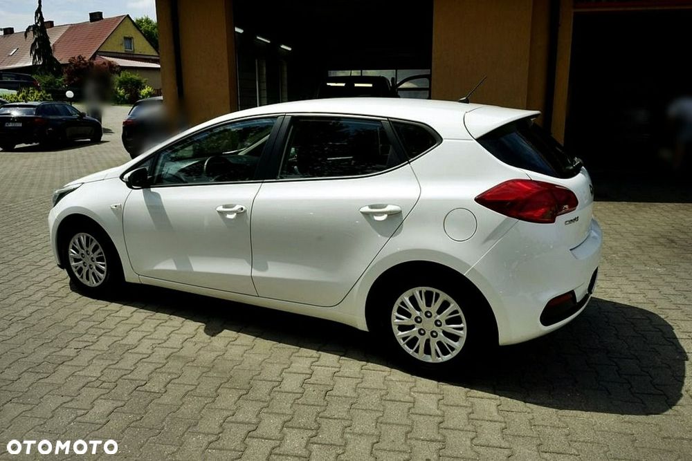 Kia Ceed - 3