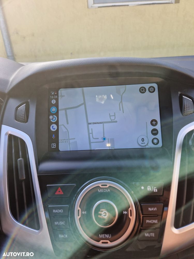 Ford Focus 1.5 TDCi Trend - 12