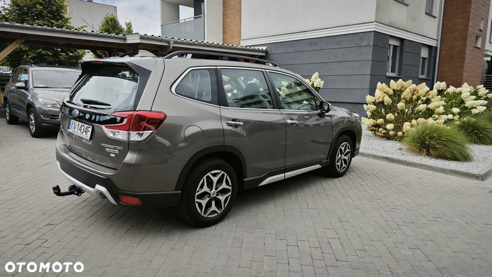 Subaru Forester 2.0i-L Comfort (EyeSight) Lineartronic - 6
