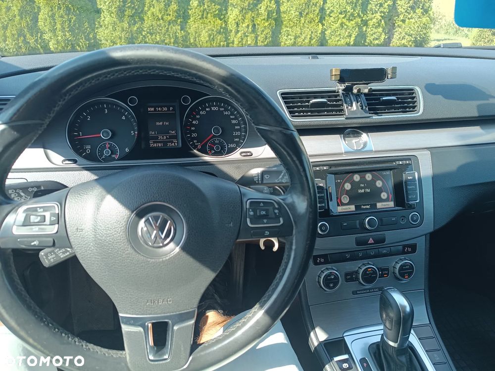 Volkswagen Passat 2.0 TDI Comfortline Optimum DSG - 12