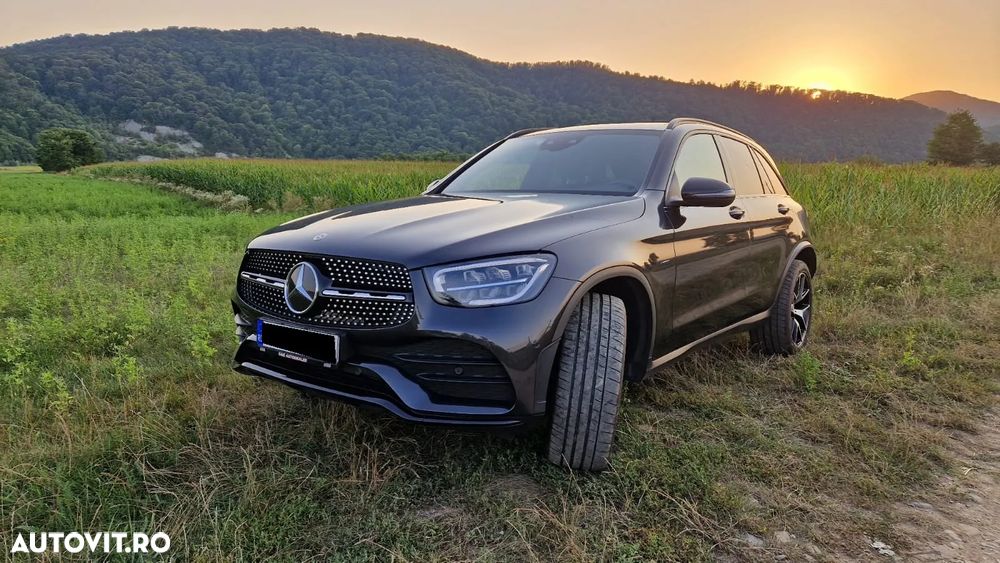 Mercedes-Benz GLC 300 e 4MATIC - 15