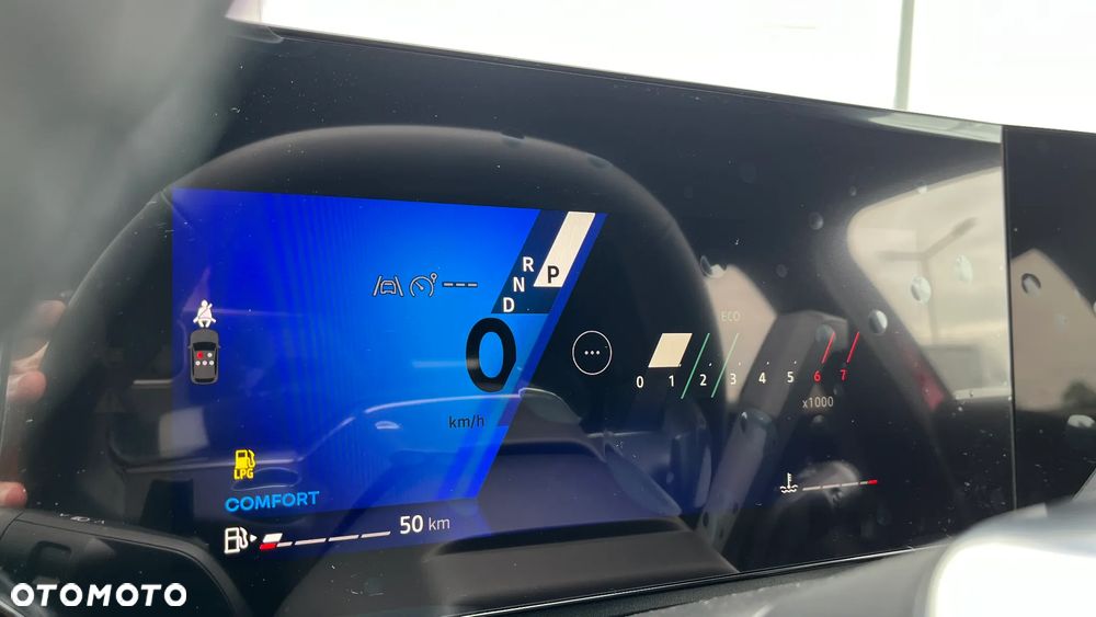 Renault Clio 1.2 TCe Techno EDC - 12
