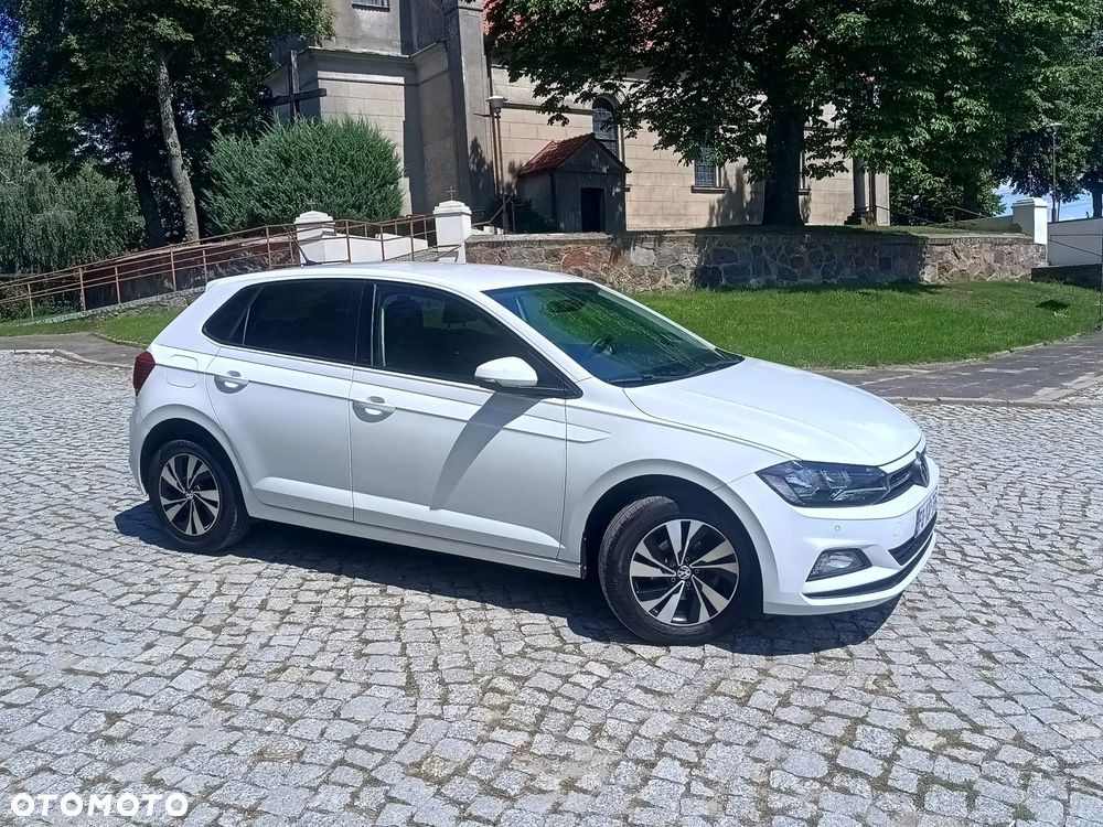 Volkswagen Polo - 1