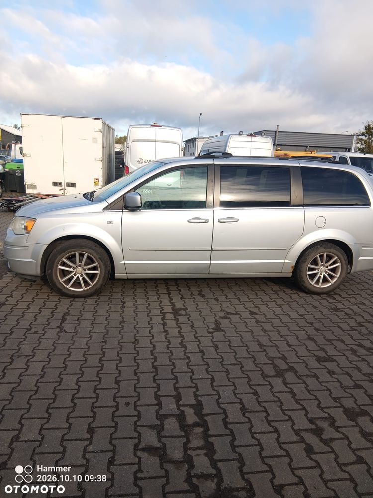 Chrysler Grand Voyager - 2
