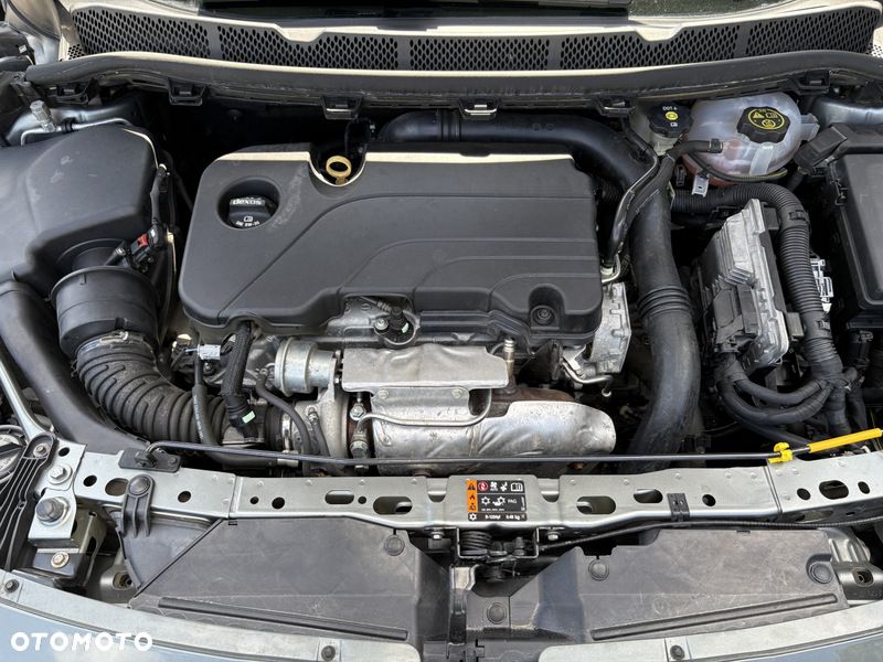 Opel Astra 1.4 Turbo Innovation - 31