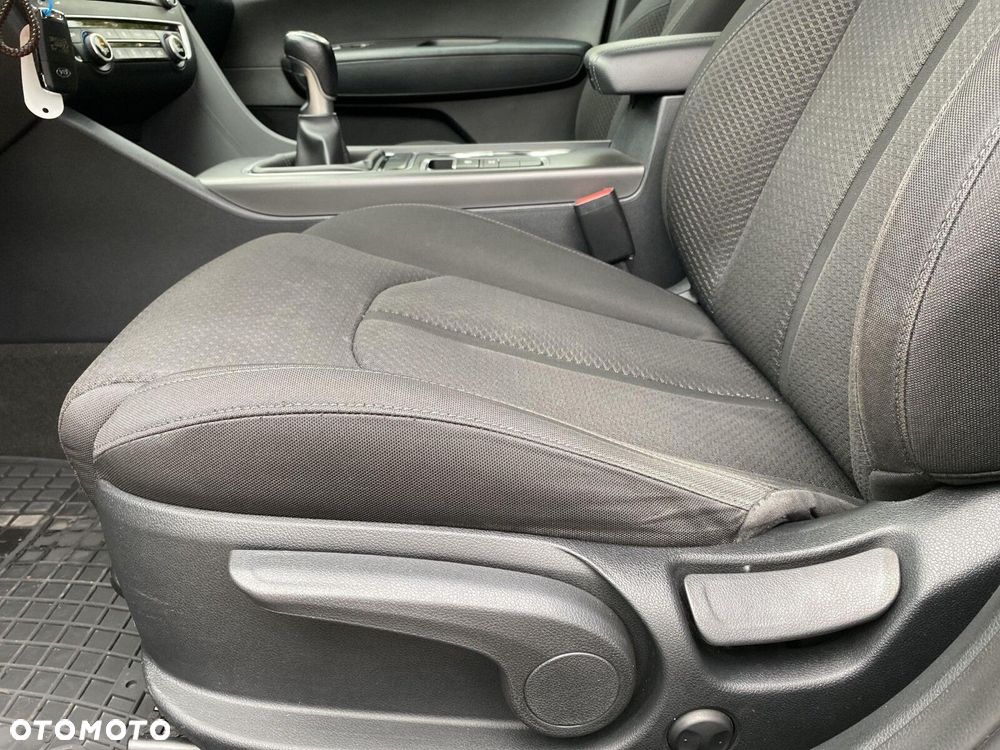 Kia Optima 1.7 CRDI M - 22