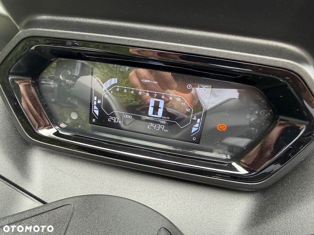 Yamaha X-max - 8