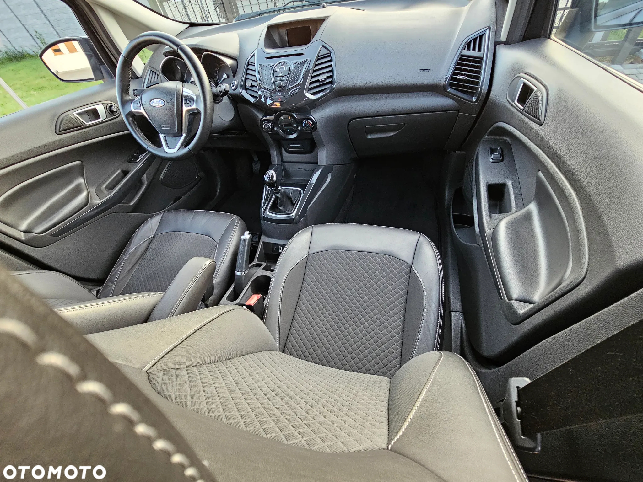 Ford EcoSport 1.0 EcoBoost TITANIUM - 19