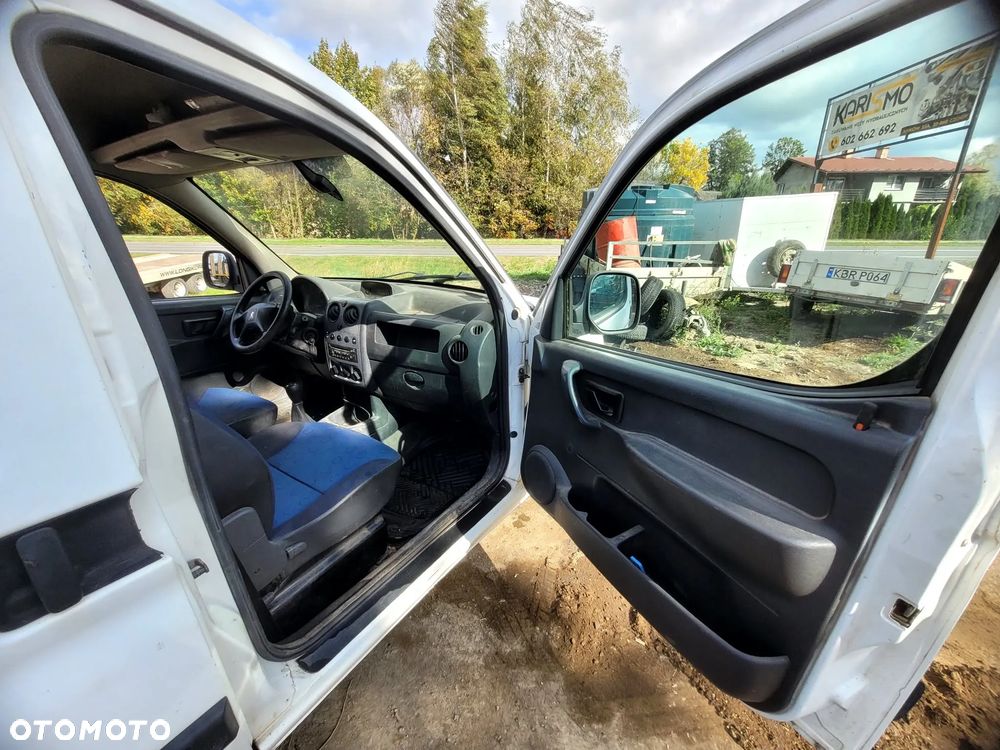 Peugeot Partner 2.0 HDi XT - 10