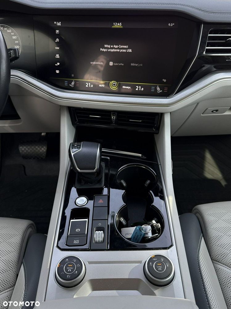 Volkswagen Touareg - 30