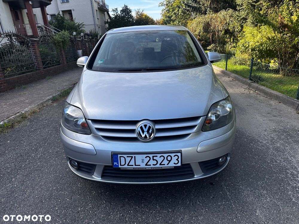 Volkswagen Golf Plus 1.6 FSI Comfortline - 2