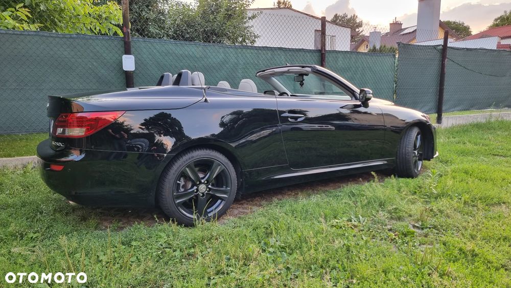 Lexus IS 250C Sport - 15
