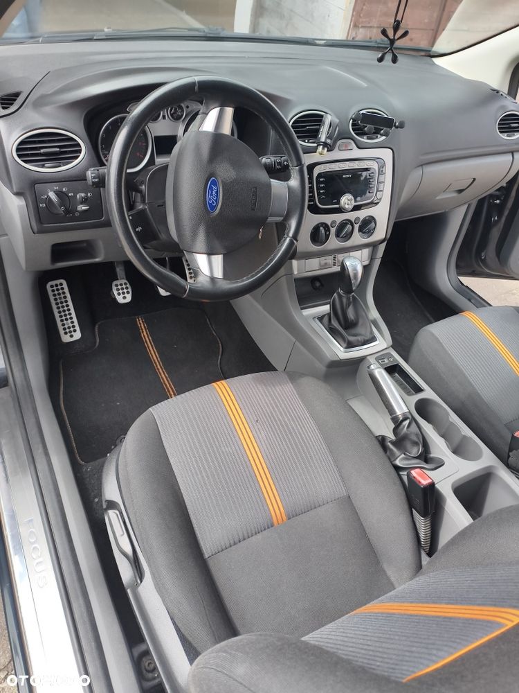 Ford Focus - 4