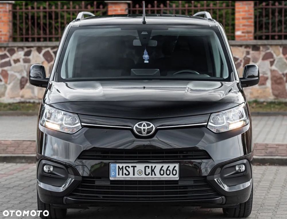 Toyota Proace City Verso 1.5 D-4D L2 Teamplayer 7-Sitzer - 4