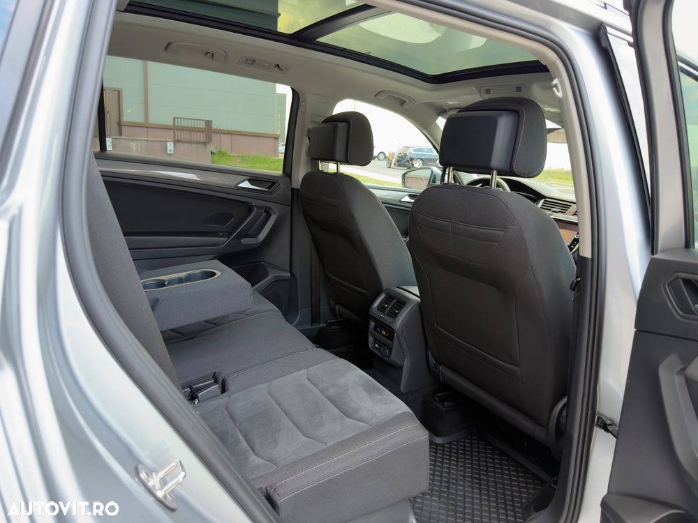 Volkswagen Tiguan 2.0 TDI SCR 4MOTION DSG Elegance - 32