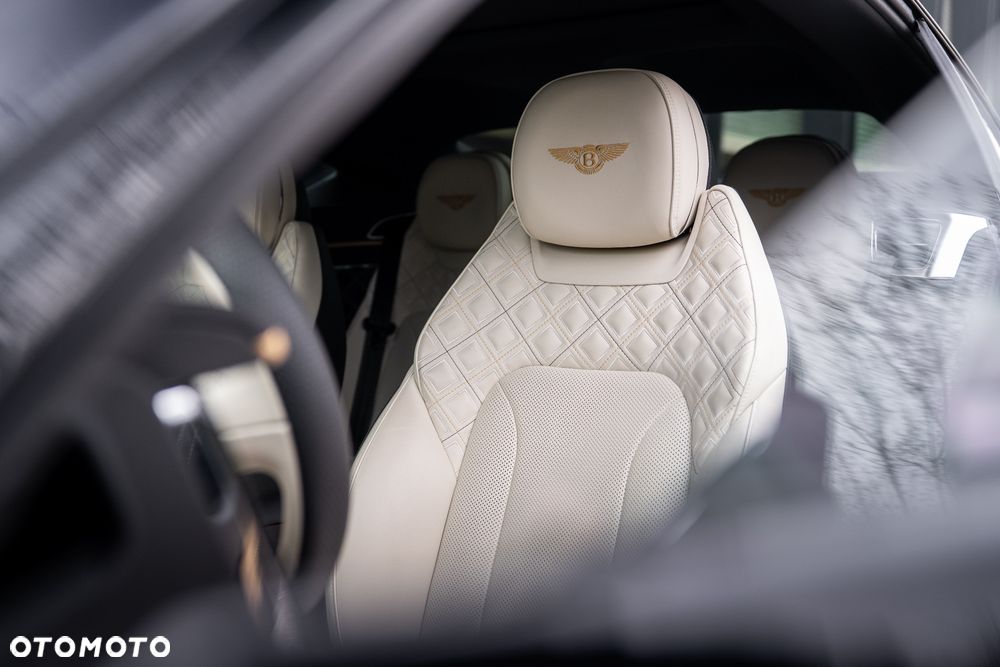 Bentley Continental GT V8 Mulliner - 38