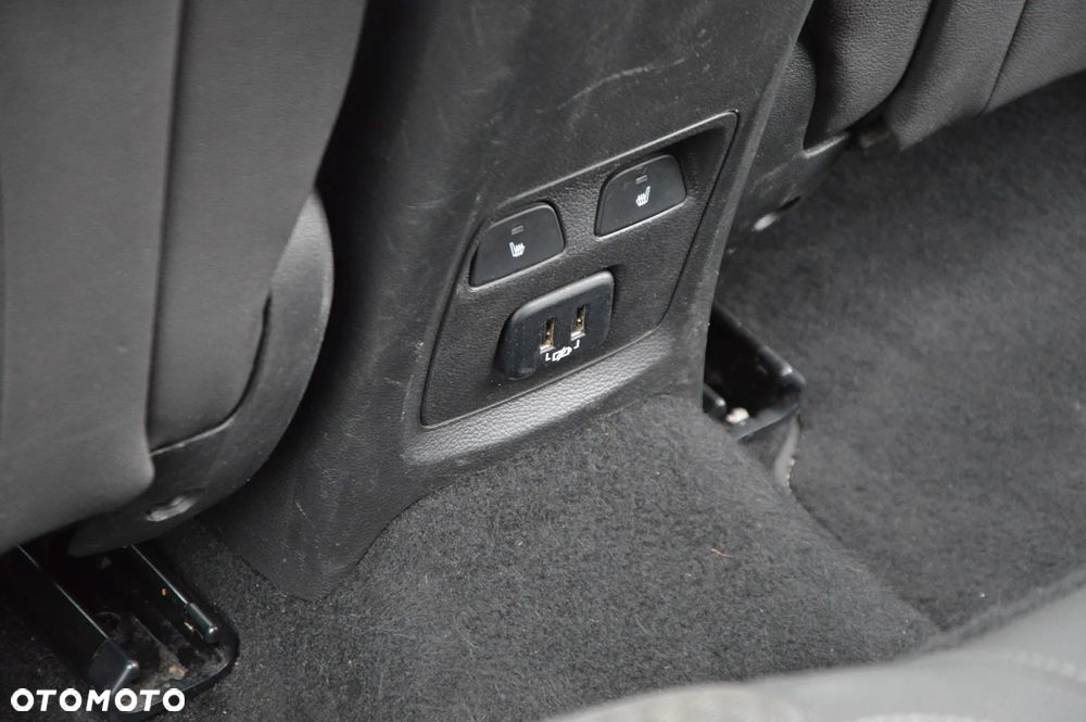 Opel Astra 1.4 Turbo Innovation - 23