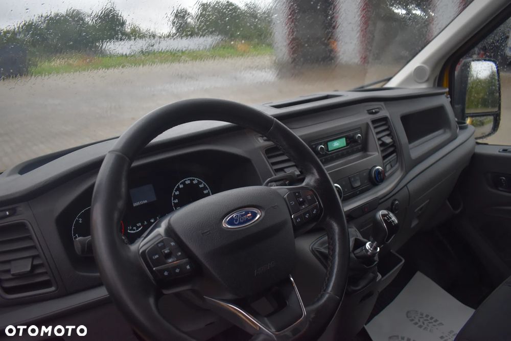 Ford Transit - 19