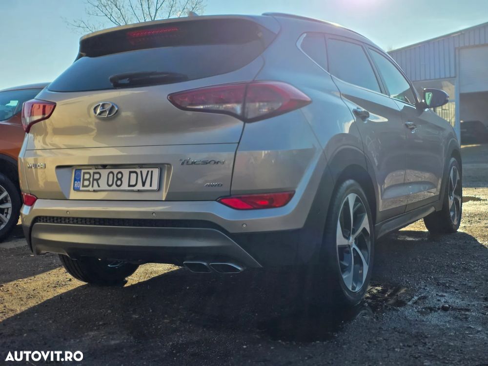 Hyundai Tucson 2.0 CRDI 4WD 6AT Luxury Pack+ - 4