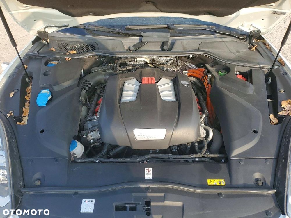 Porsche Cayenne S E-Hybrid Platinum Edition - 13