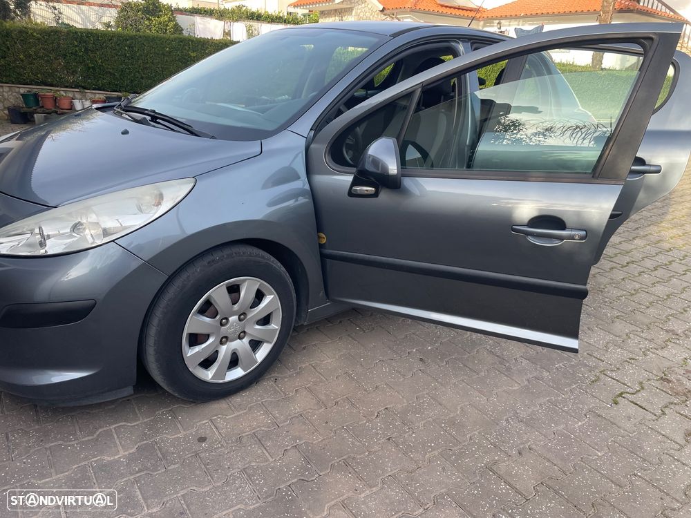 Peugeot 207 1.4 16V Trendy - 9