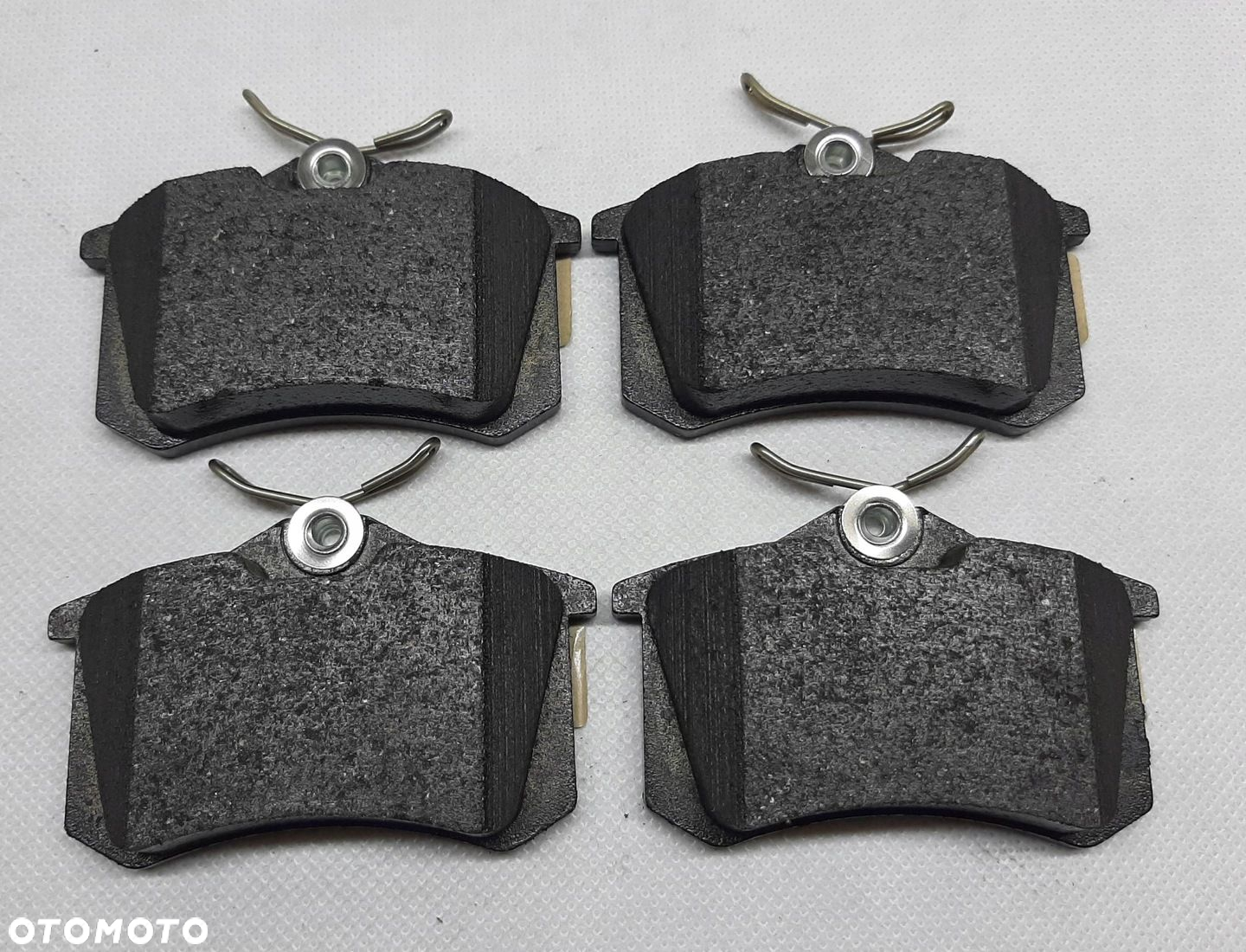 Seat Klocki hamulcowe NOWE 1K0415T 32331310PHL AD - 4
