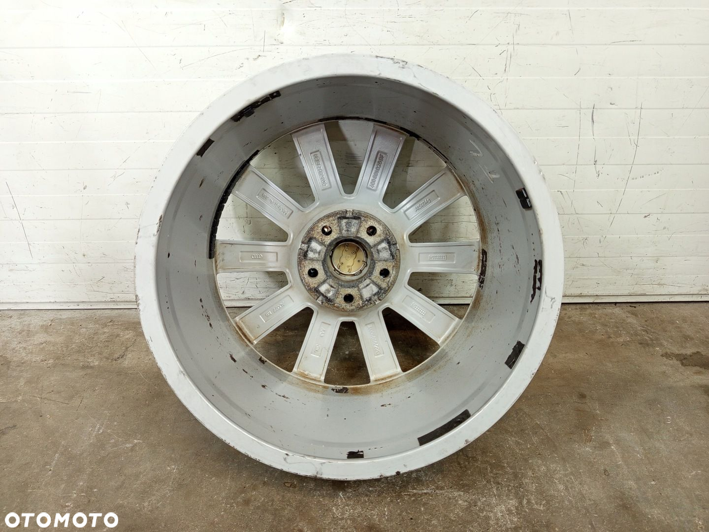 FELGA ALUMINIOWA AUDI A6 C7 4G0601025BF 8J 18 ET39 5x112 - 5