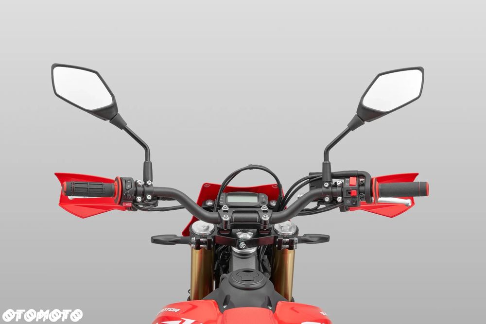 QJMOTOR COV 125X - 5