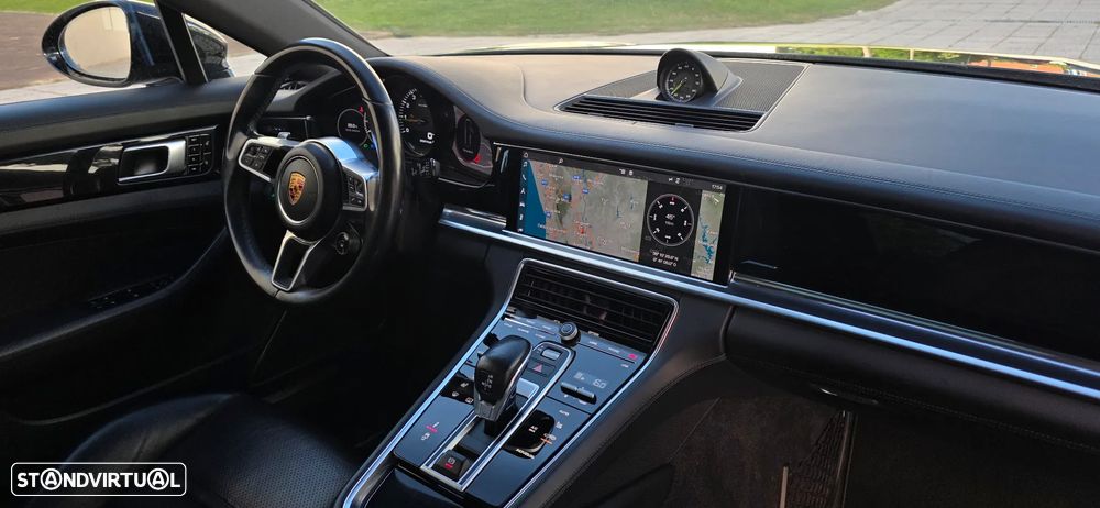 Porsche Panamera 4 E-Hybrid Executive - 24
