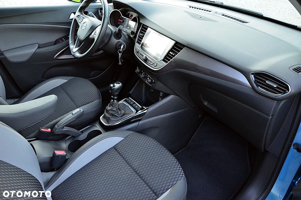 Opel Crossland X - 23