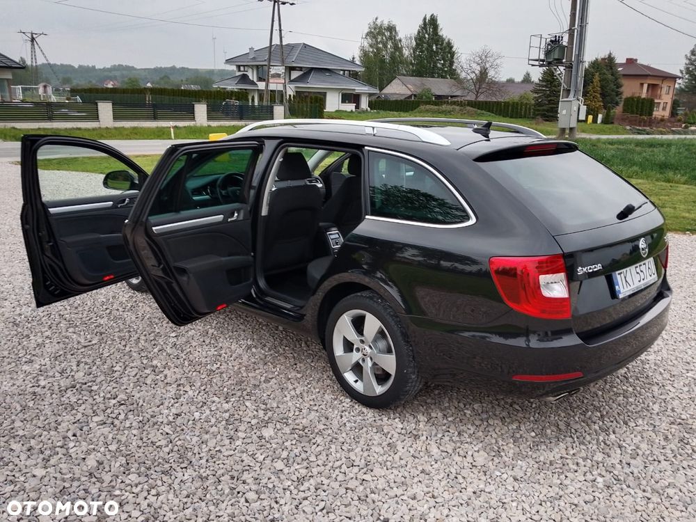 Skoda Superb 2.0 TDI Platinum - 32