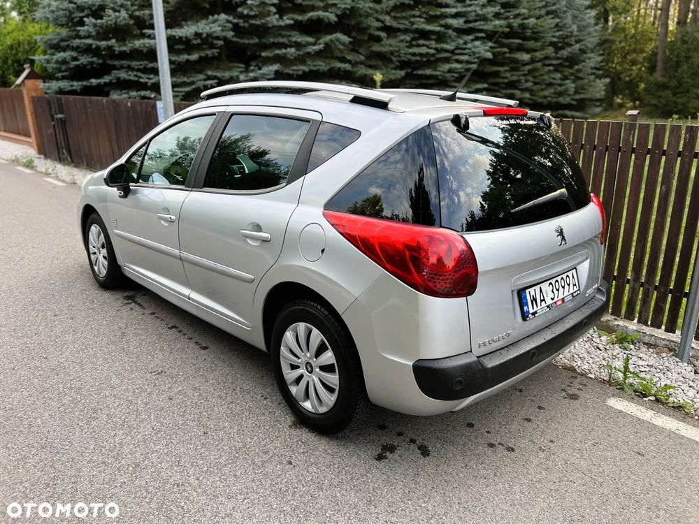 Peugeot 207 - 3