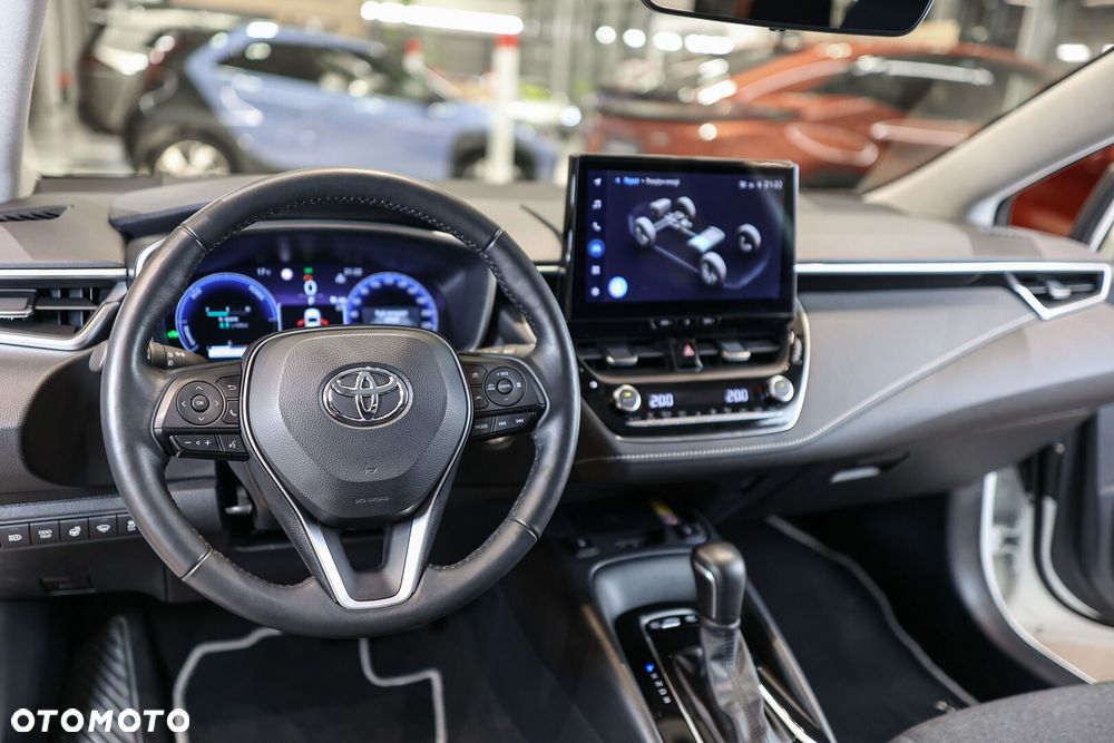 Toyota Corolla 1.8 Hybrid Comfort - 32