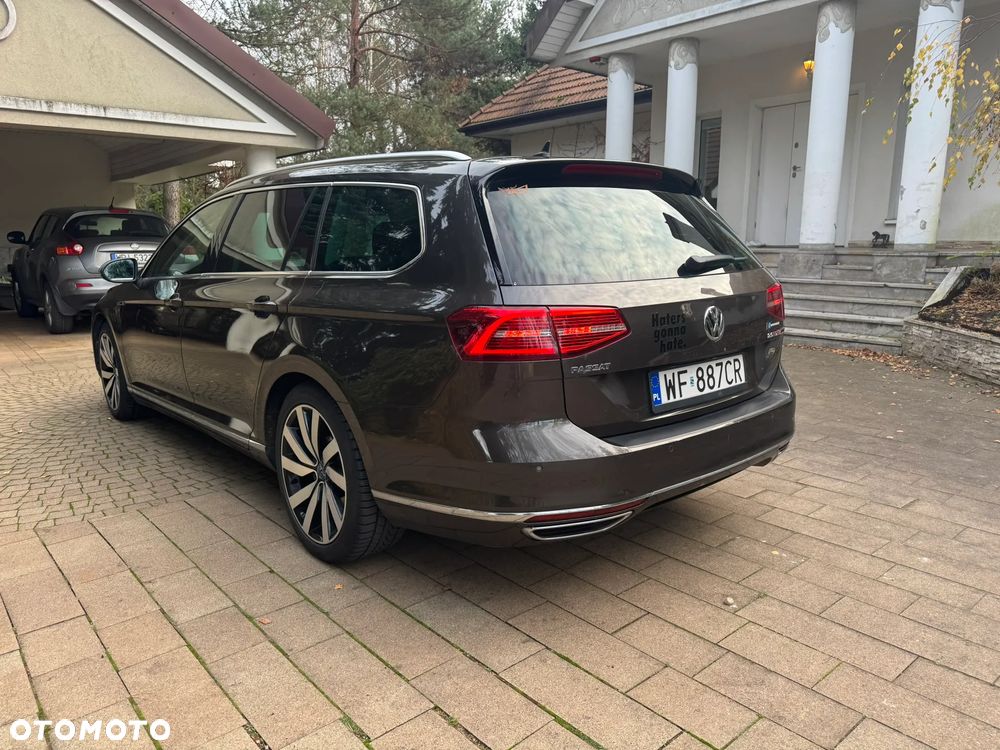 Volkswagen Passat - 2