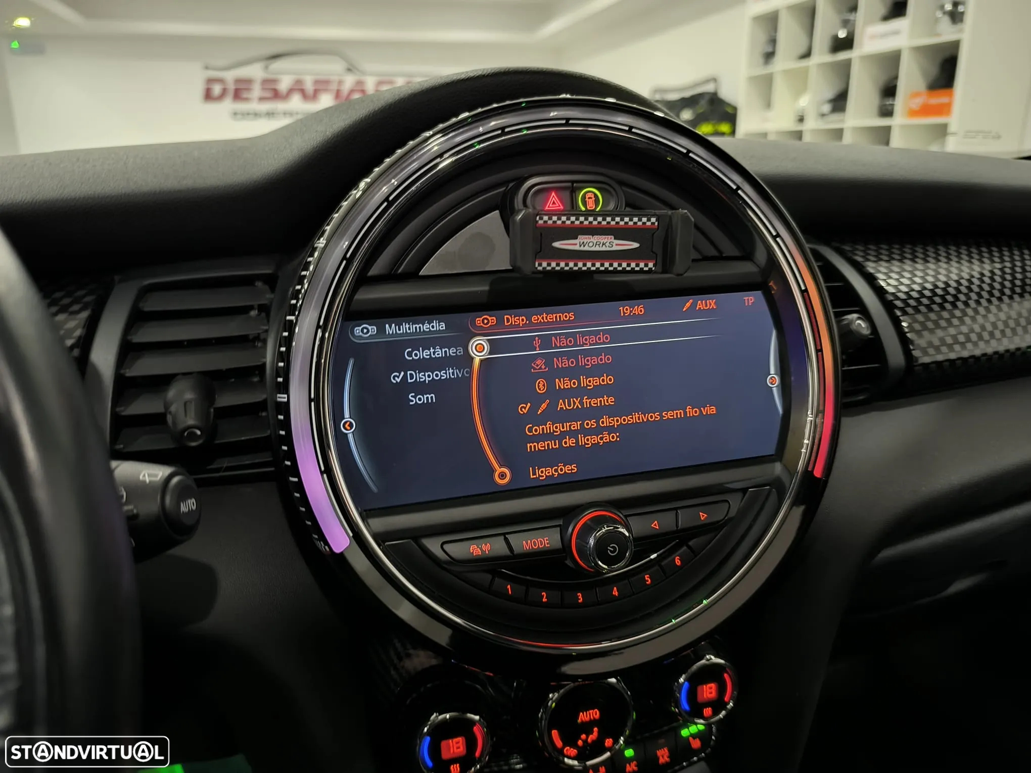 MINI 3 Portas John Cooper Works Sport Aut. - 57