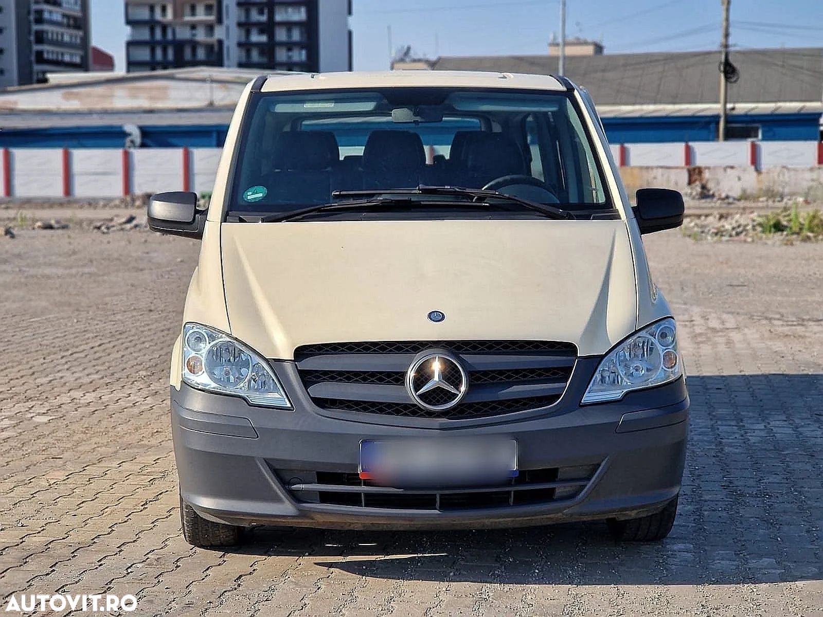 Mercedes-Benz Vito 113 CDI Lang SHUTTLE - 1