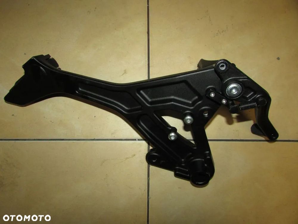 Moto Morini Seiemmezzo 6 1/2 podnóżek set panel prawy - 2