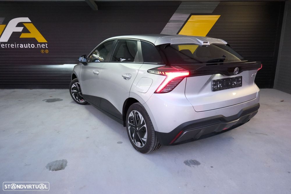 MG MG4 51 kWh Standard - 2