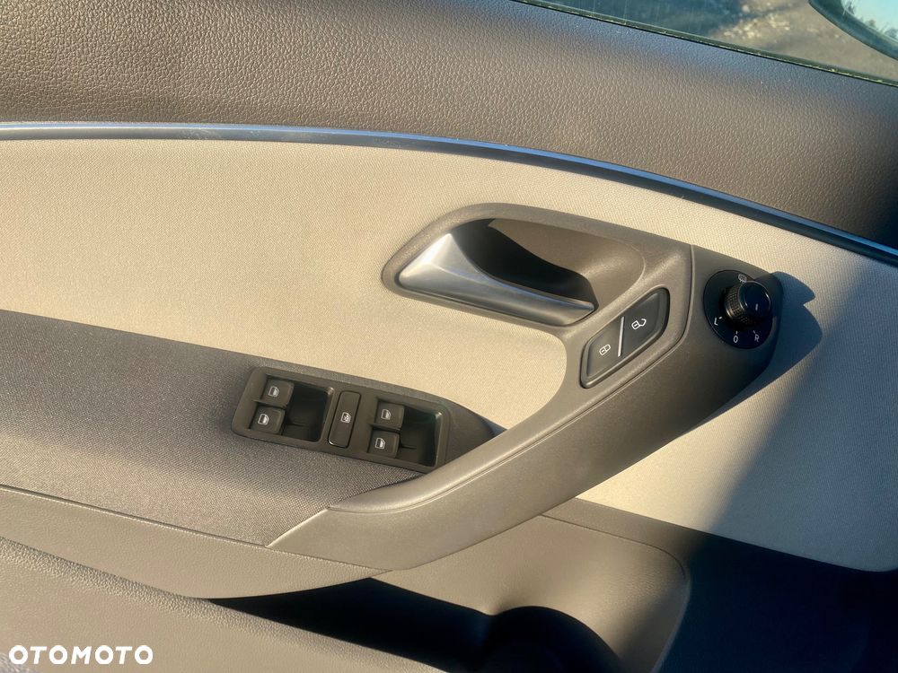 Volkswagen Polo 1.4 TDI BlueMotion - 17