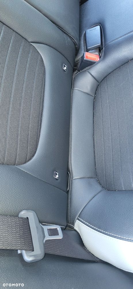 Kia Stonic 1.2 L Business Line - 40