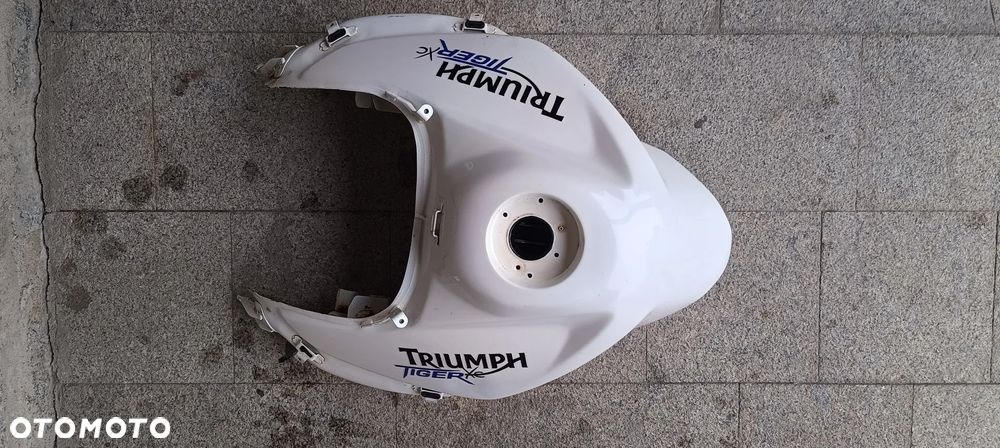 TRIUMPH TIGER 800 XC ZBIORNIK BAK POMPKA PALIWA 2015 - 11