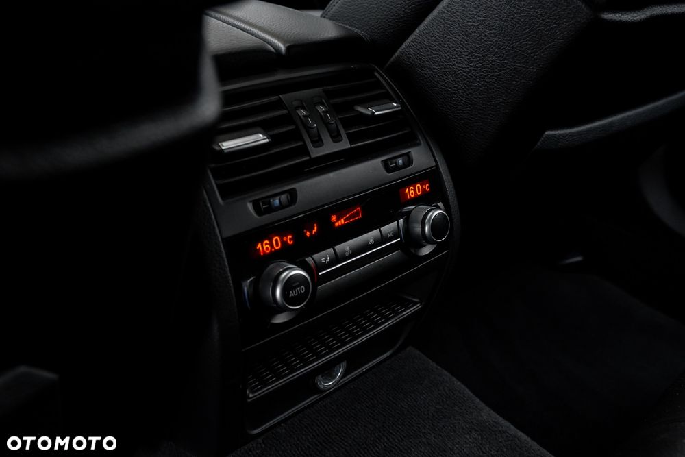 BMW Seria 5 M550d xDrive - 20