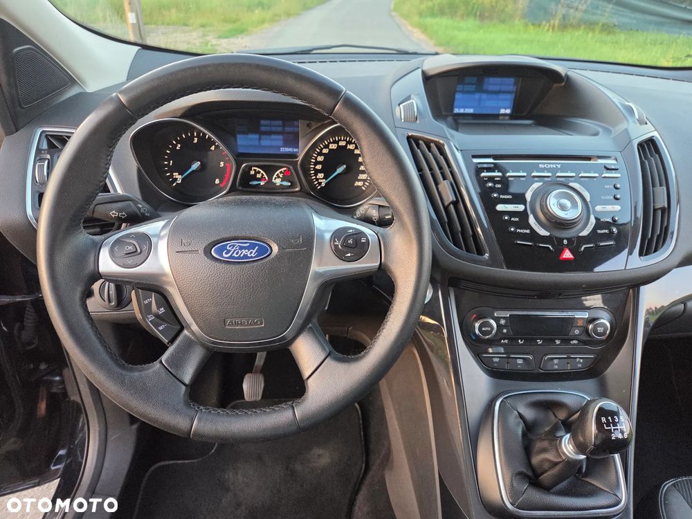 Ford Kuga 2.0 TDCi 2x4 Individual - 14