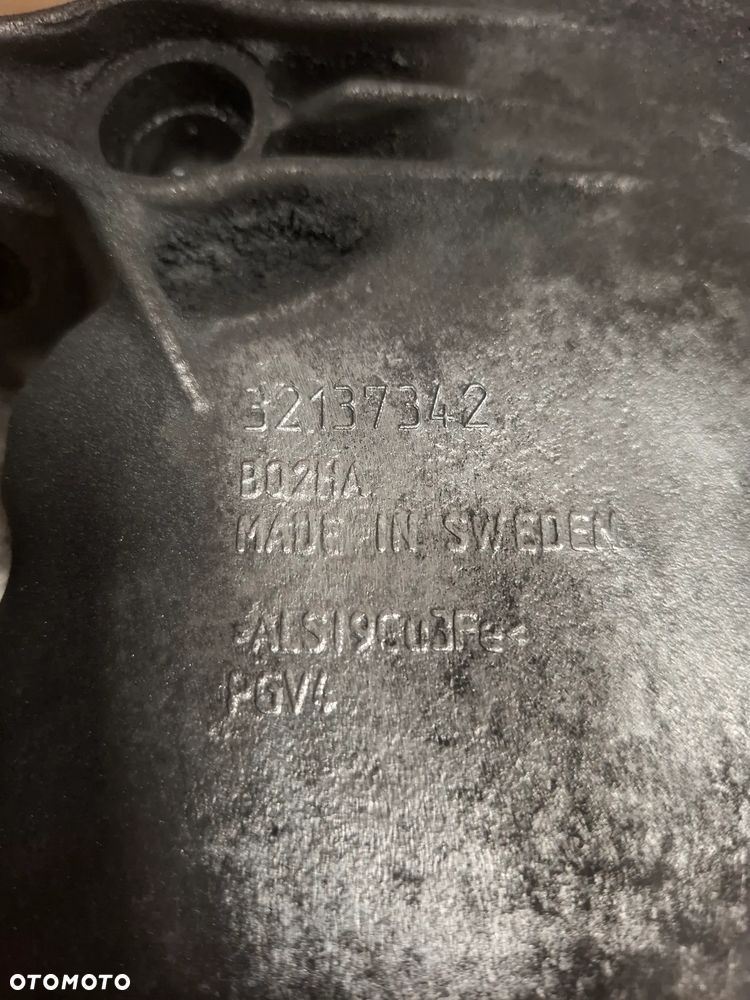 Volvo miska olejowa 32137342 - 3